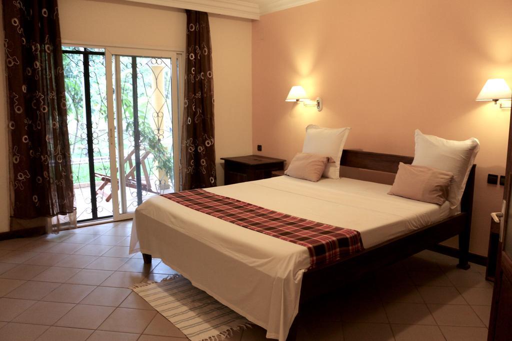 Ar Sun Hotel Antsiranana Exterior photo